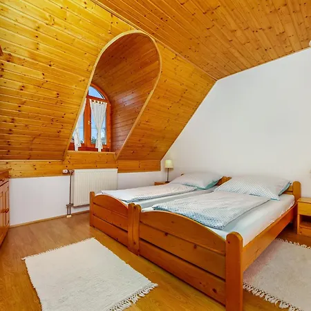 Feriehus Kamilla By Interhome